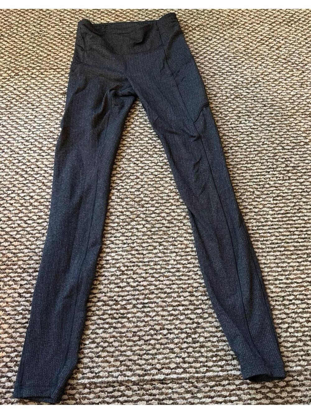 Lululemon Speed Up Tight Heather Grey SZ 4 Womens Leggings